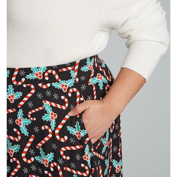 Sz L Large • ModCloth Mod Cloth Candy Cane Holiday Christmas Skirt w/ Pocket NWT - Picture 2 of 7